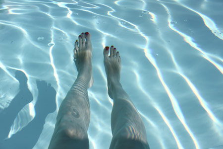 pieds-dans-leau-1